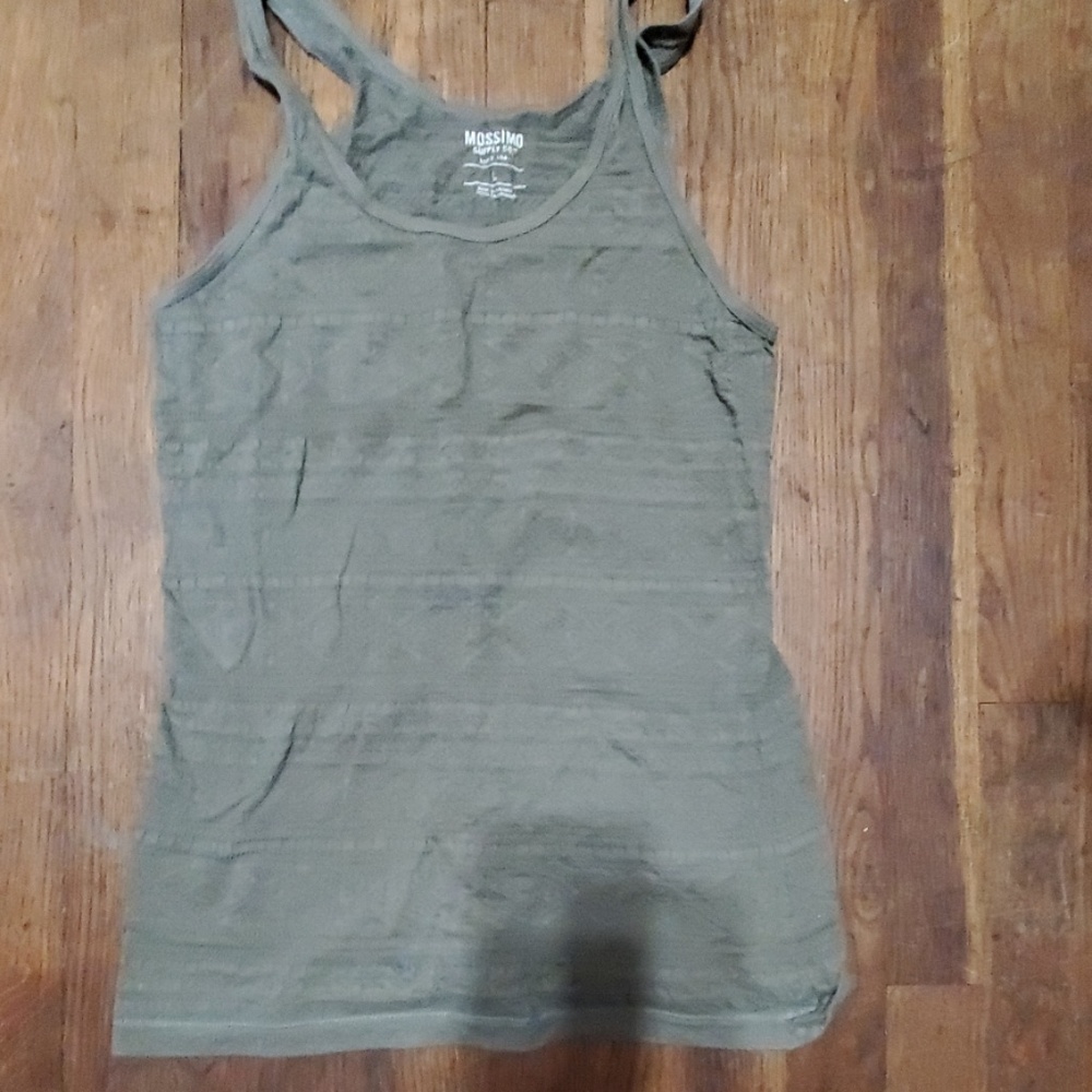 Cute textured tanktop!